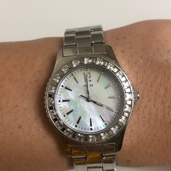Guess Watch (Women’s) - Picture 2 of 2